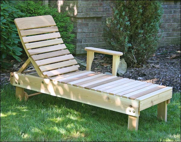 Cedar Highback Chaise Lounge