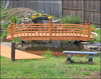 Red Cedar Eden 1/2 Picket Rail Bridge