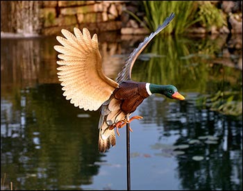 Gliding Duck Garden Decoration