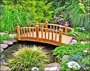 Red Cedar Limerick Picket Rail Bridge