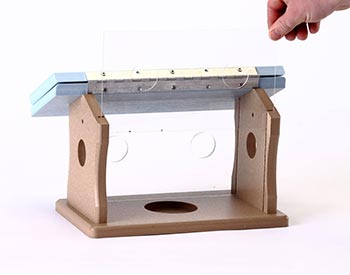 Poly Lumber Pole Mounted Bluebird Feeder