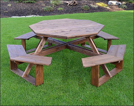 Red Cedar Octagon Walk-In Table