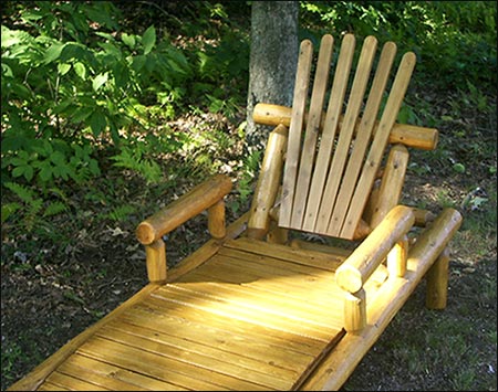 White Cedar Stained Lounge