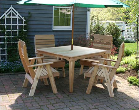 Red Cedar Royal Patio Dining Set