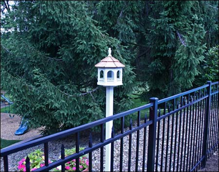 Mayfield Painted Gazebo Birdfeeder