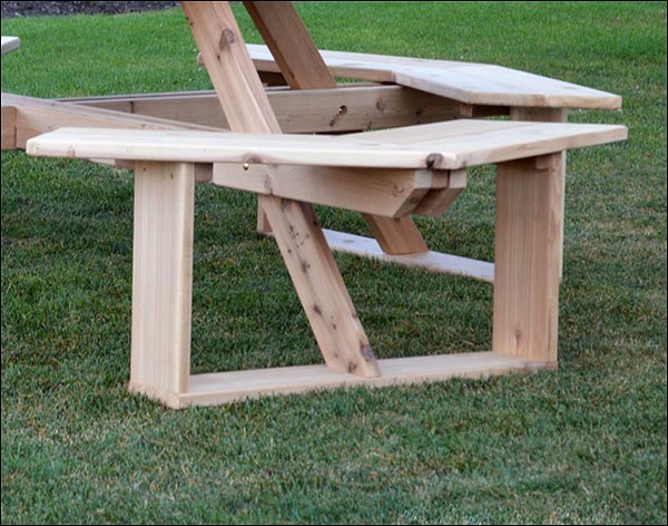 Red Cedar Octagon Walk-In Table