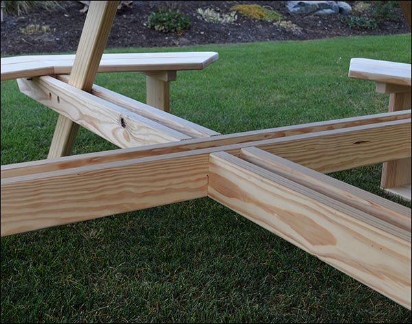 Red Cedar Octagon Walk-In Table