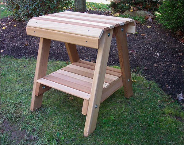 Red Cedar Patio Table