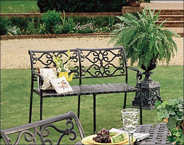 Aluminum Veracruz Settee