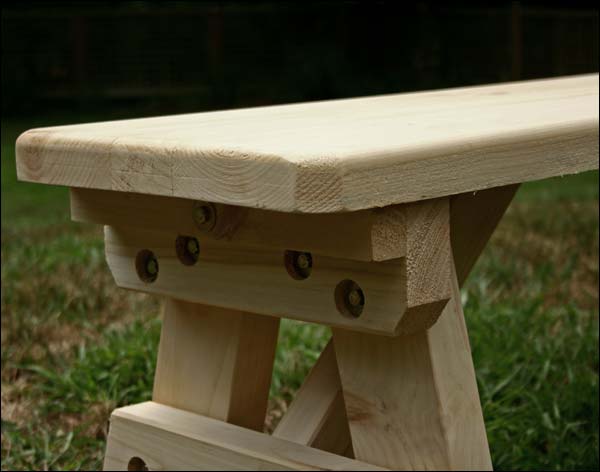 Select Pine Traditional Bench