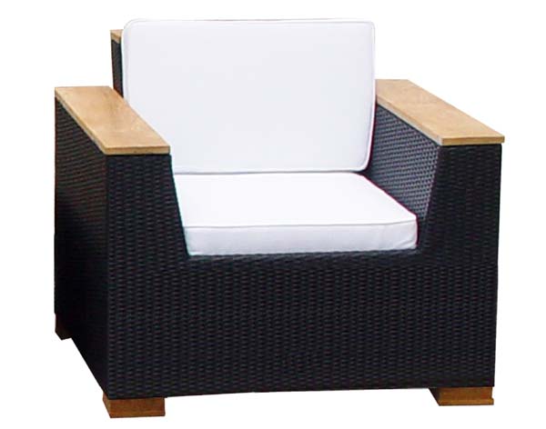 Wicker Keyes Chair w/ Cushions