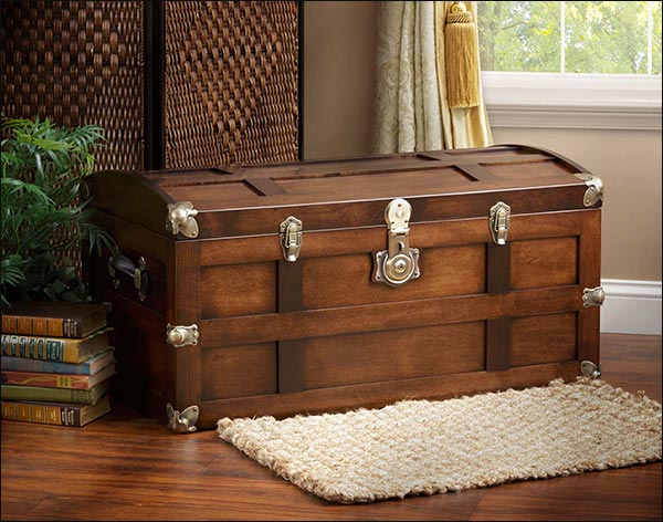 Northport Maple Steamer Trunk