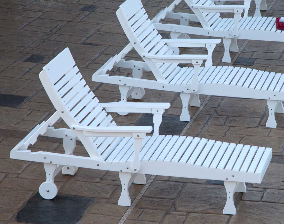 Poly Lumber Casual Back Chaise Lounge