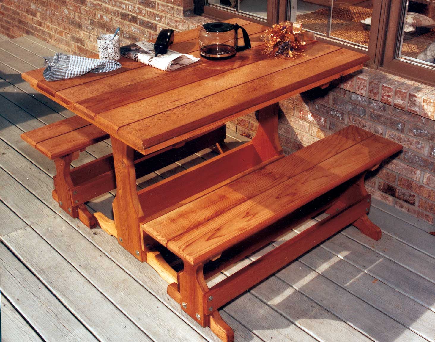 kitchen howden picnic table